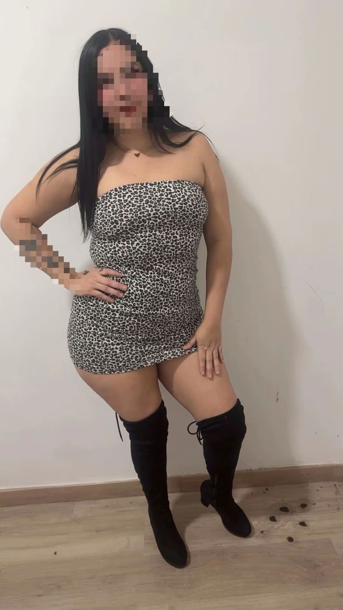 Impresionante venezolana complaciente y fiestera