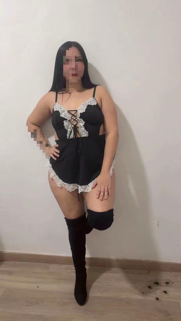 Impresionante venezolana complaciente y fiestera