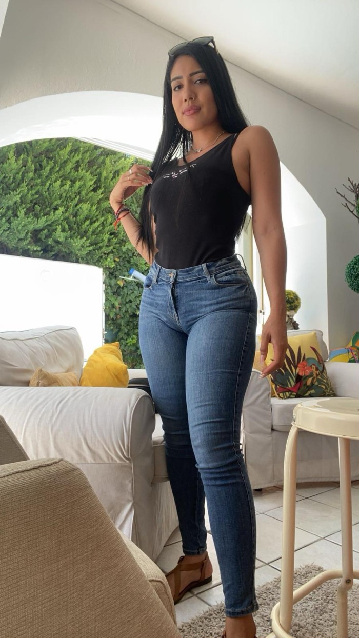 LINA UN BOMBON PARA TI… DE LUJO ARRECIFE LANZAROTE