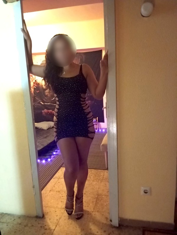 mexicana tania divertida  y muy juguetona