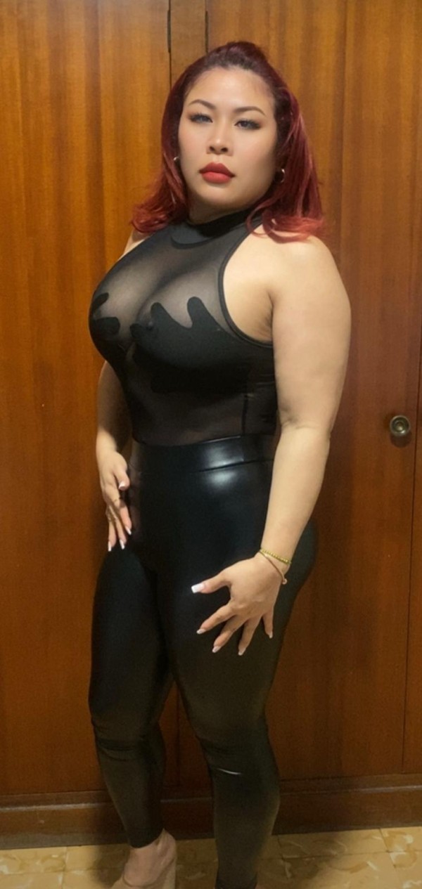 Cabalgo en tu polla como perrita en celos, en Zaragoza centro