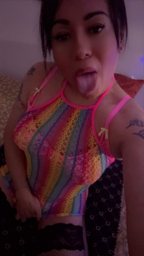 Nahiara trans hot