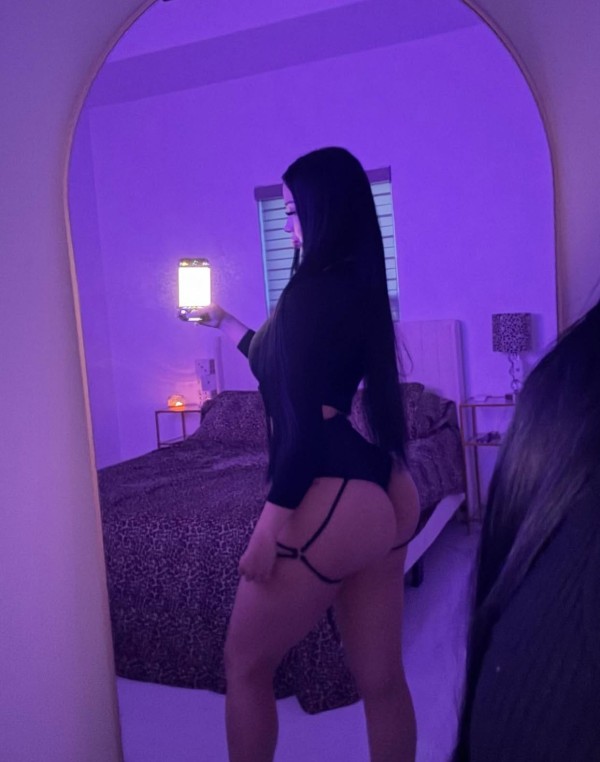 Samira una rica dama excitante y caliente