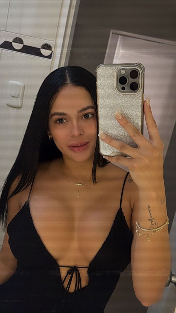 JADE, chica sexy caliente y fiestera para cumplir tus fantasías!!!