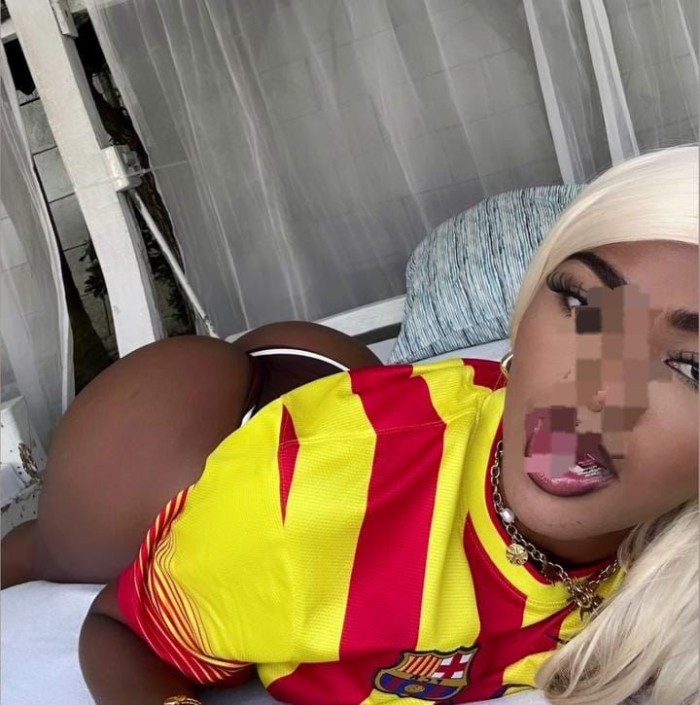 NOVEDAD SOFIA!! INDEPENDIENTE FIESTERA MORBOSA FETICHES JUGUETES / PAMPLONA