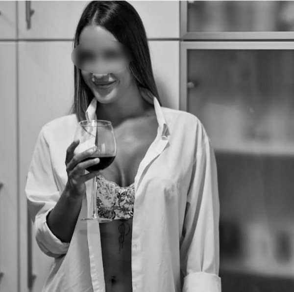 ULTIMOS DIAS!! CATALINA JOVENCITA CALIENTE FIESTER Y MUY DISCRETA EN CUENCA