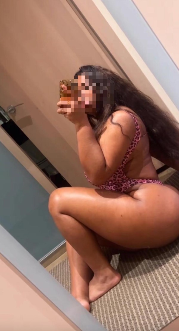 COLOMBIANA NATALIA NOVEDAD UNICA