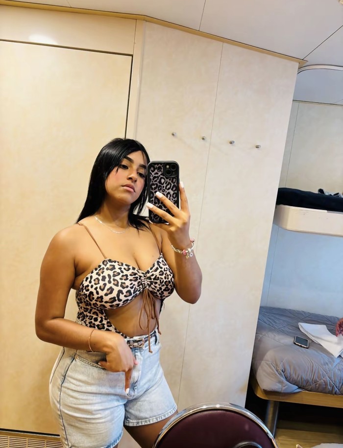 MELANY LATINA NOVEDAD NIÑATA