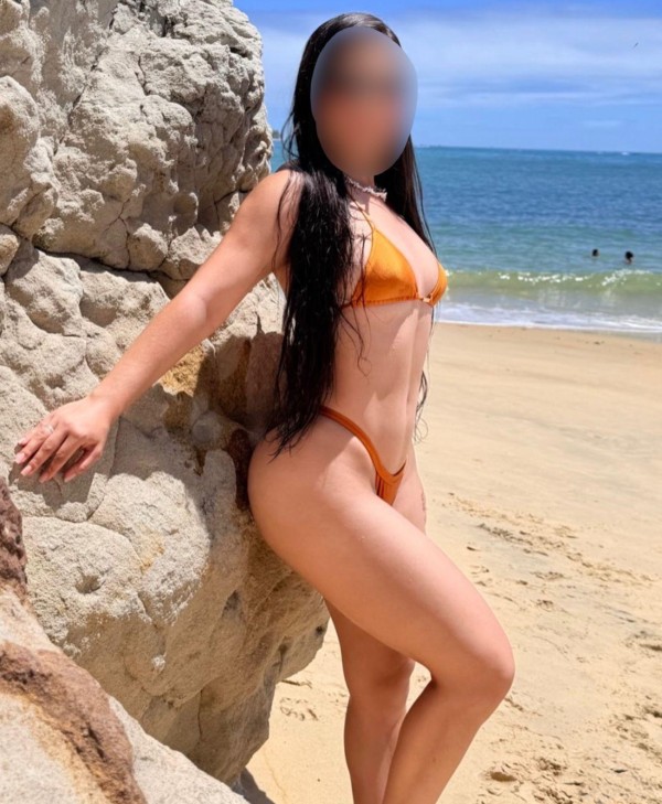 HELENA 20 años, EXUBERANTE Y MUY FOGOSA…!!!