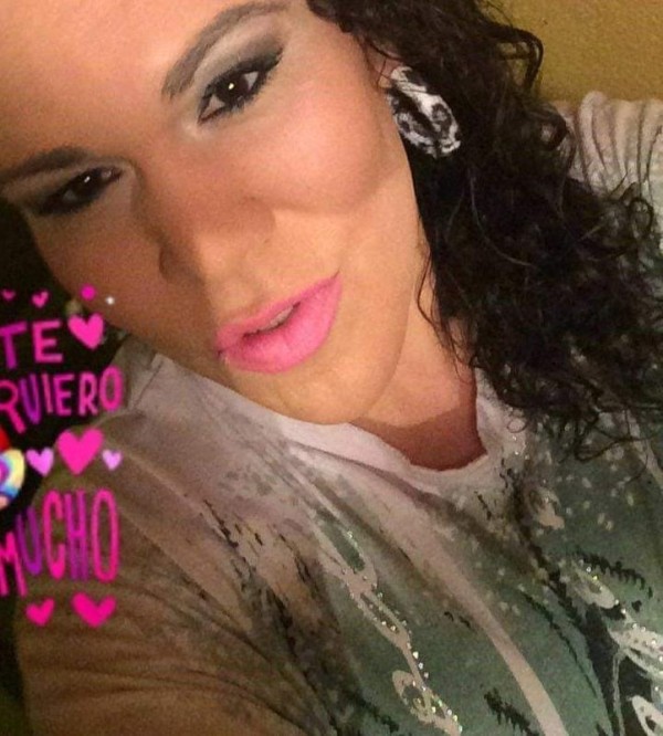 Trans brasileña atractiva fiestera 24 horas