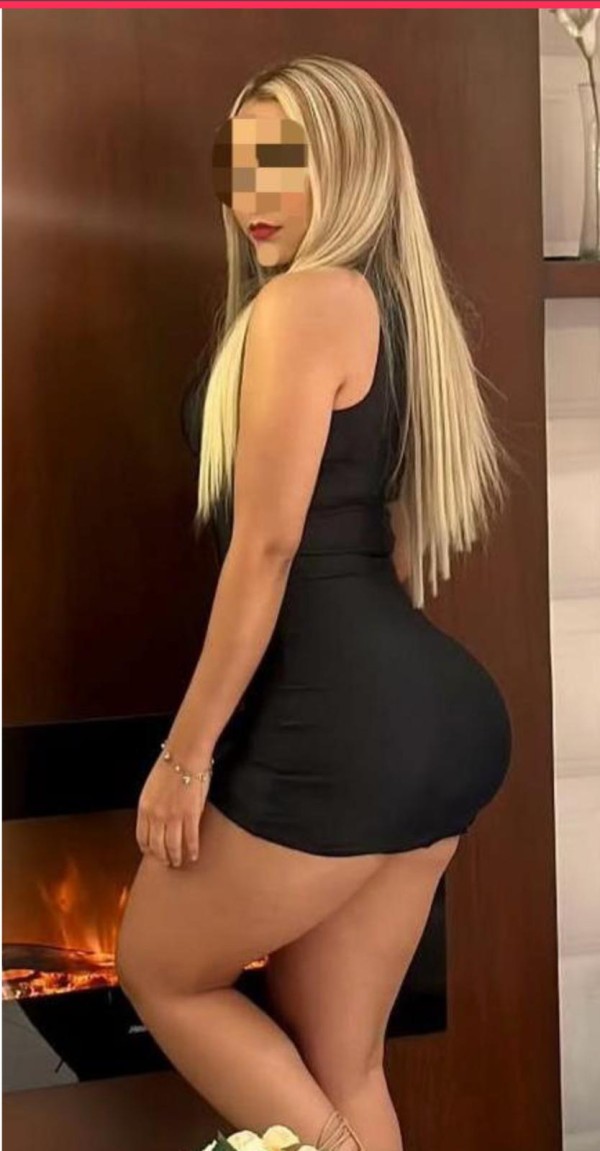 Besos con lengua fiestera viciosa Morbosa caliente ninfomona sin. Engaños