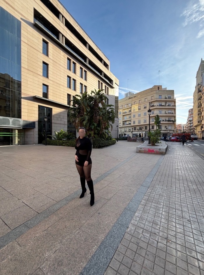 TEEN PARAGUAYA,19 AÑOS.