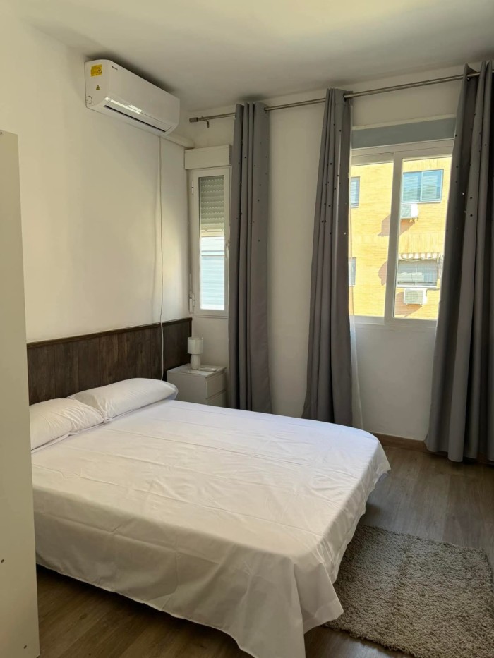 603940483 HABITACIONES EN ALQUILER SEMANAL