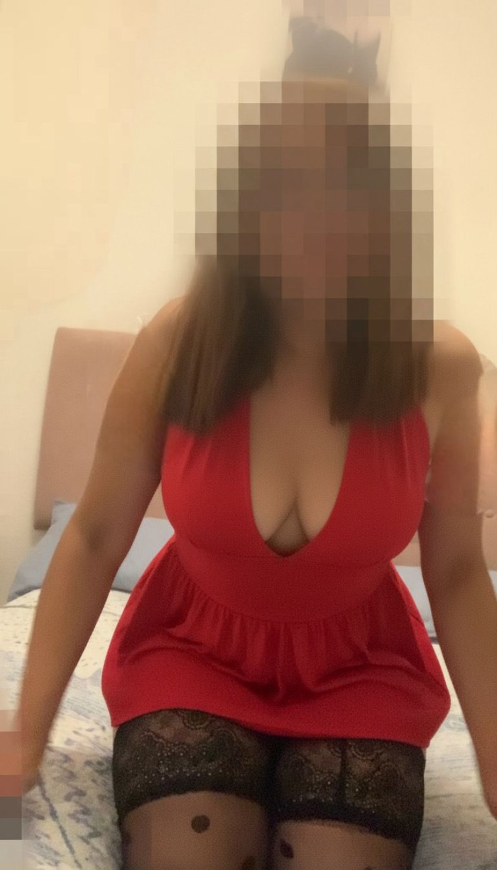 LAURA !! MADURITA MORBOSA CACHONDA FOGOSA IMPLICADA EN LOGROÑO