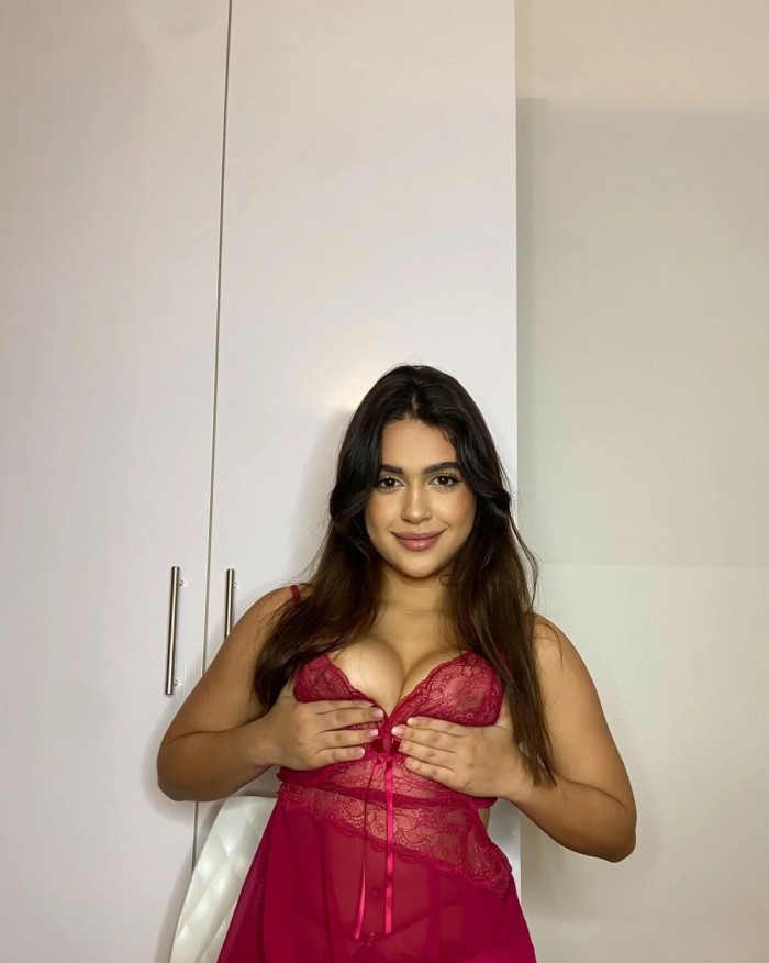 Latina exotica