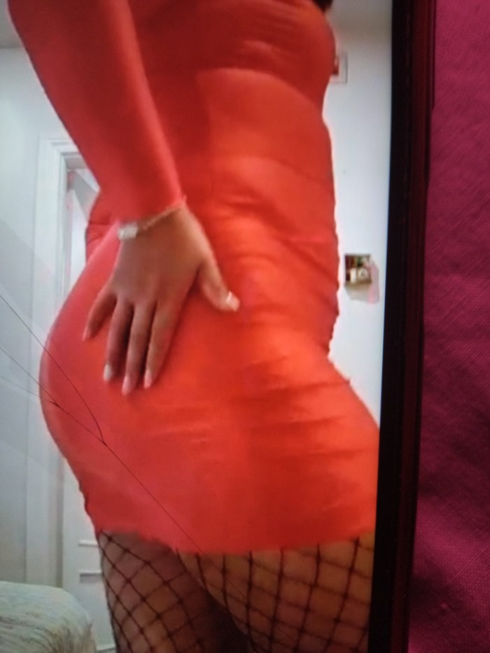 SOMOS DOS CHICAS LATINAS CACHONDAS Y FIESTERAS
