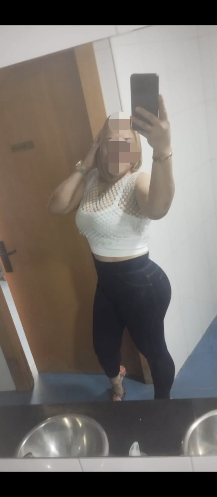 SOMOS DOS CHICAS LATINAS CACHONDAS Y FIESTERAS