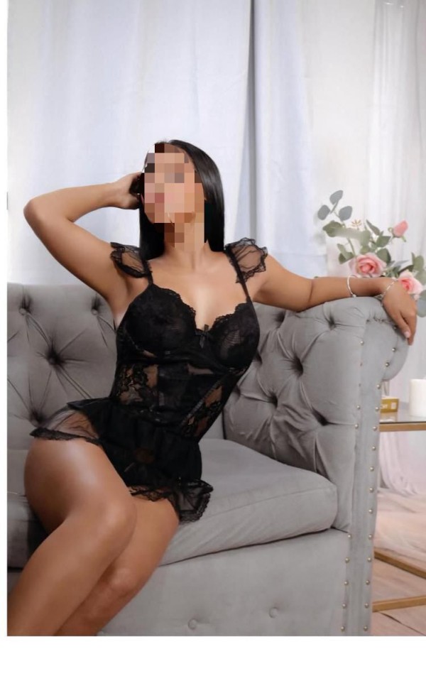 PAMELA, DELICIOSA SAN BLAS