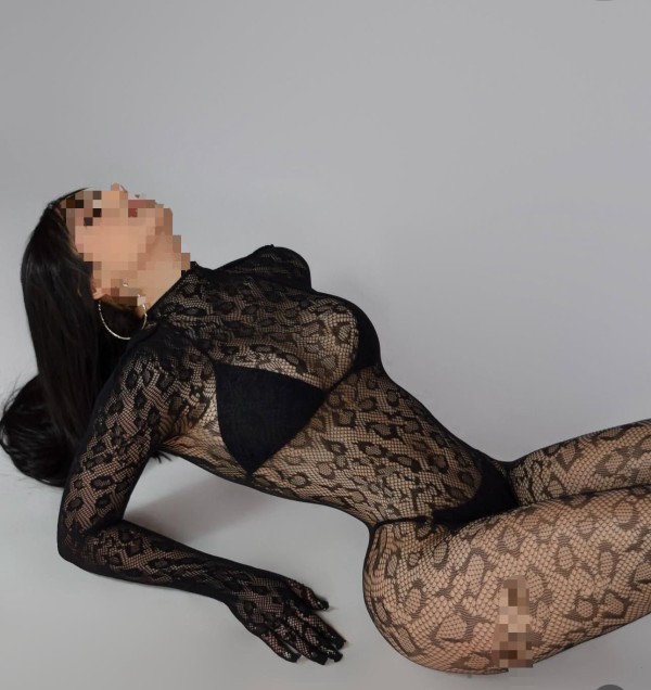 PAMELA, DELICIOSA SAN BLAS