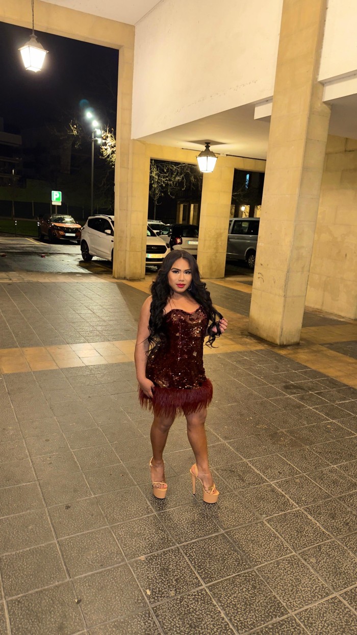 Trans. fiestera adicta al sexo activa pasiva(24/7)