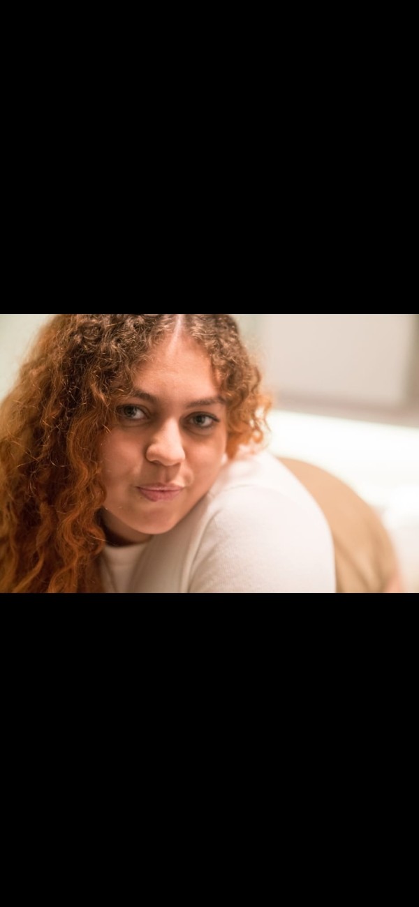 yulieth. CALIENTE SIEMPRE MOJADA ESPERANDOTE …..DISFRUTAMOS EN MI CAMA