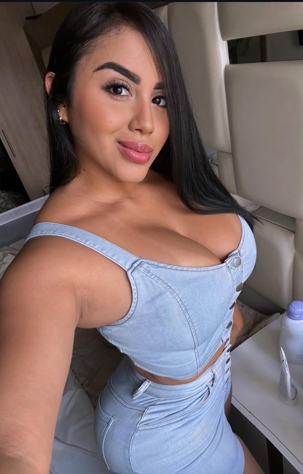 LLEGO TU DIOSA DE LA MEJOR GARGANTA PROFUNDA