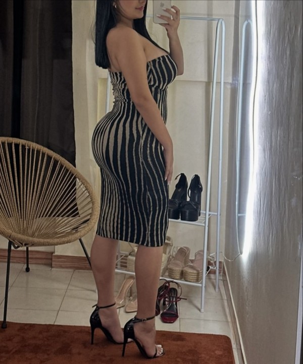 DAMA DE COMPAÑÍA CON GANAS DE MACHOS