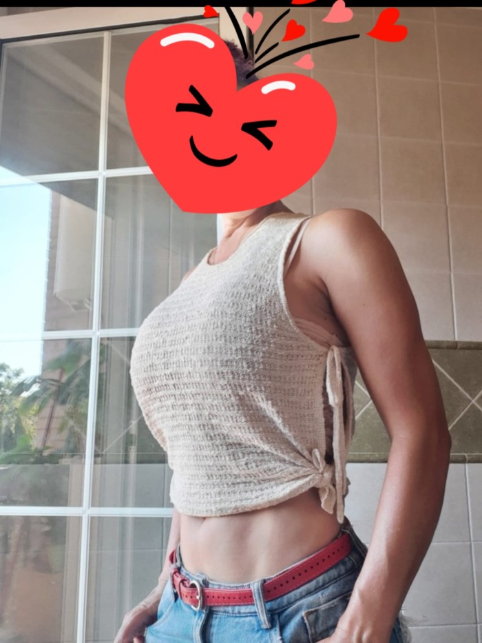 yuli brasileña ,rubia