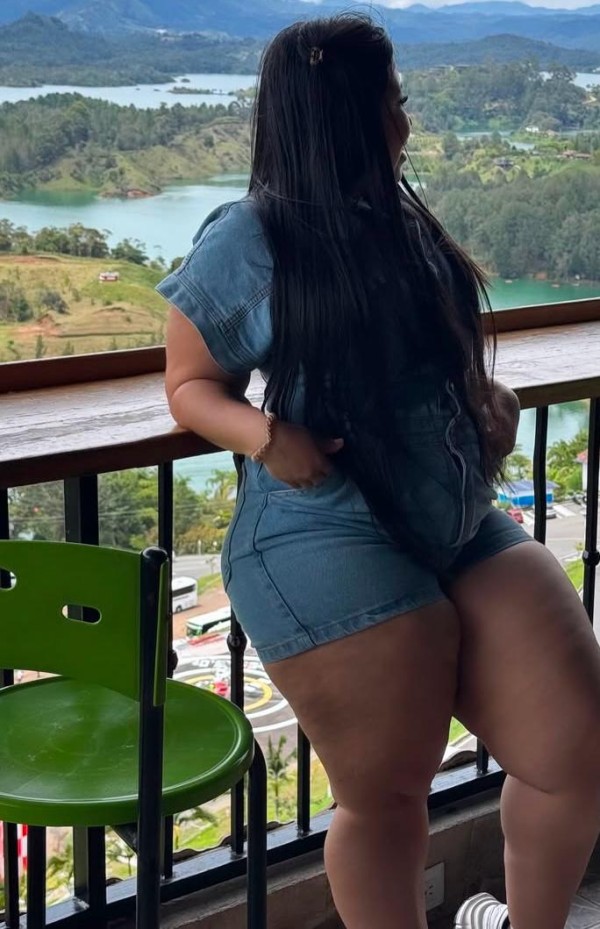 DULCE POR GRANADA SEXI CURVI TETONA NALGONA WARRA
