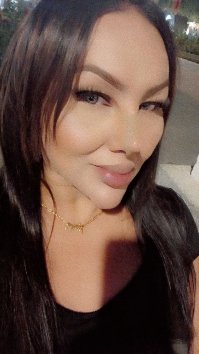 FEMENINA NATURAL Y MENTE ABIERTA 611270031