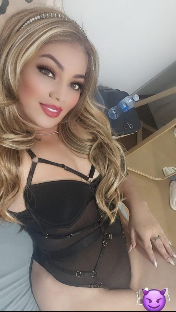 FIESTERA SUPER MAJA CACHONDA CAÑA A TOPE