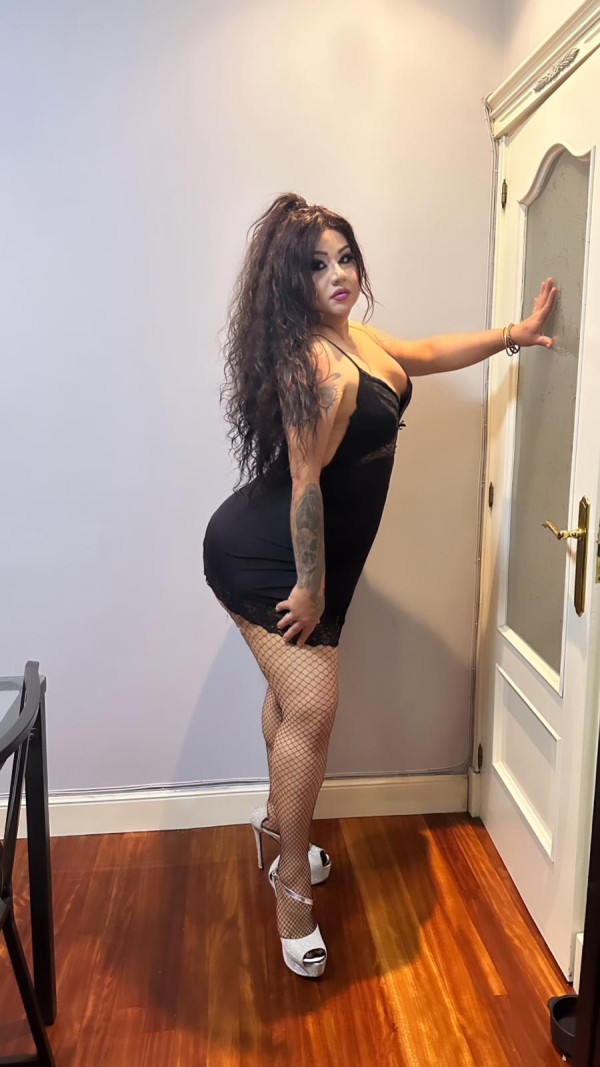 ADORO RECIBIR TU LECHE CALIENTE SOY ZORRA VICIOSA