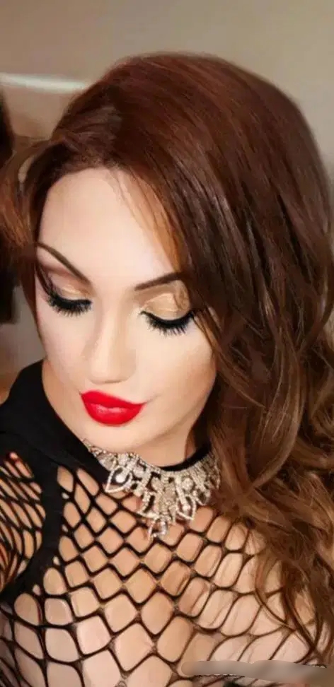 QUIEN SE LA CHUPA SE DIVORCIA .POR ALGO.SERA UMM