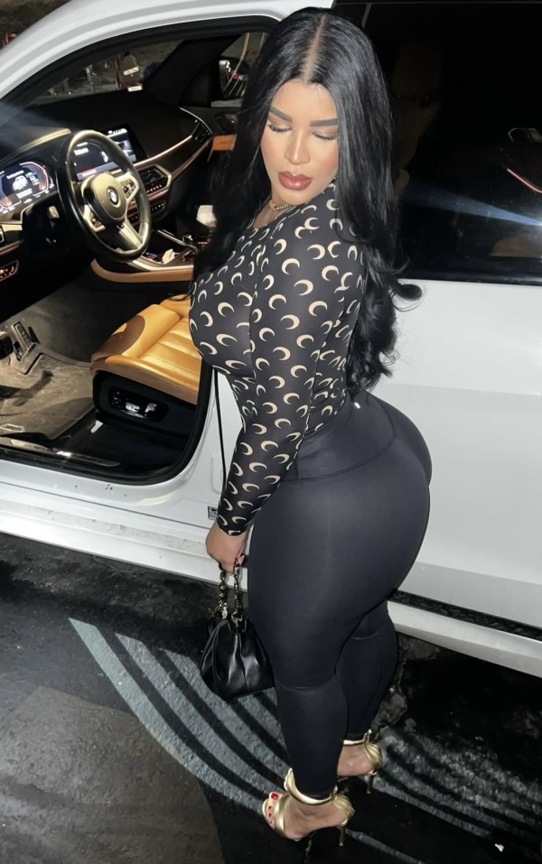 Adelin un encanto de mujer