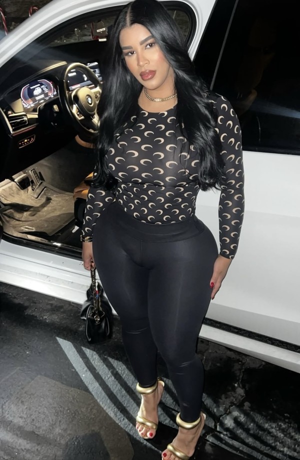 Adelin un encanto de mujer