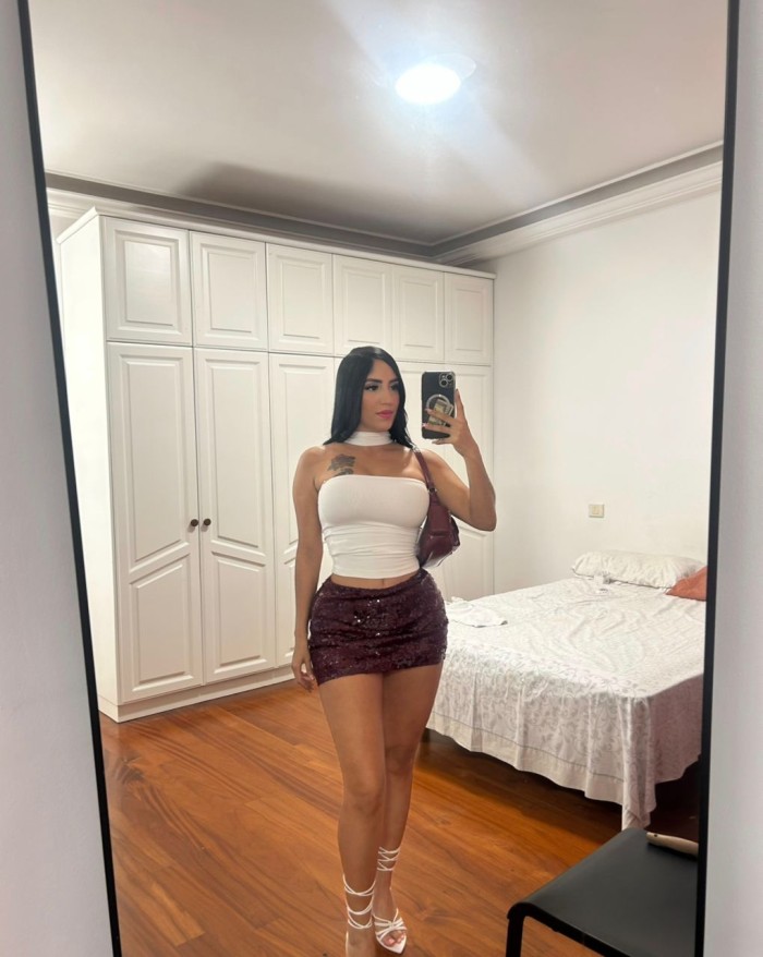 ESCORT LATINA PRECIOSA 24 HORAS EN SIETE PALMAS