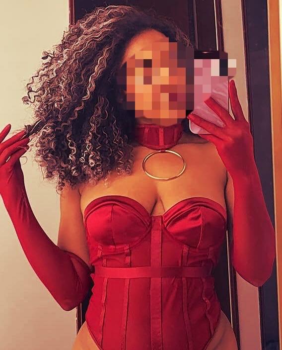 Cariñosa sexy y muy cachonda