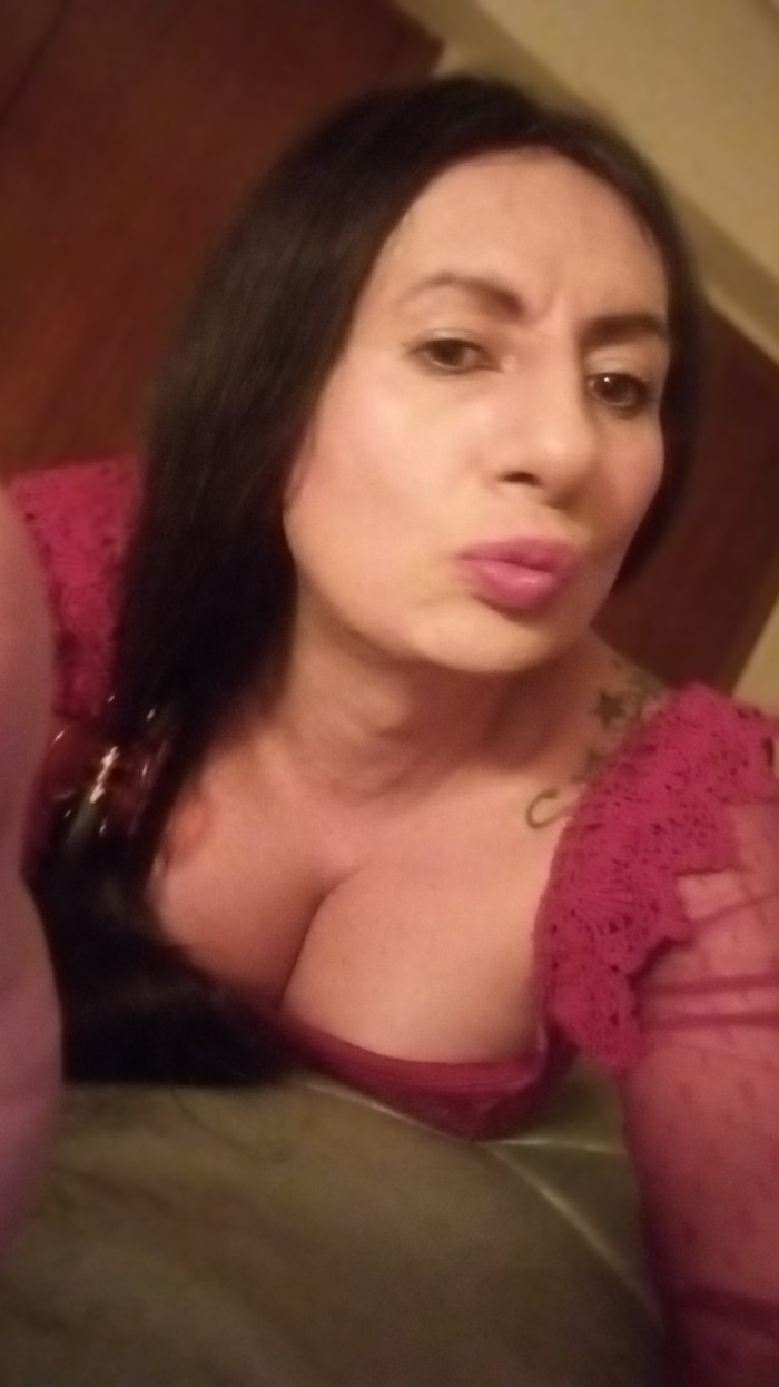 tú latina zorrita