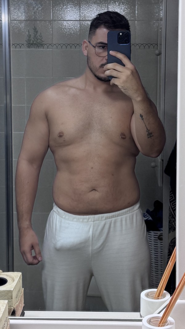 MASAJISTA LATINO PARA HOMBRES