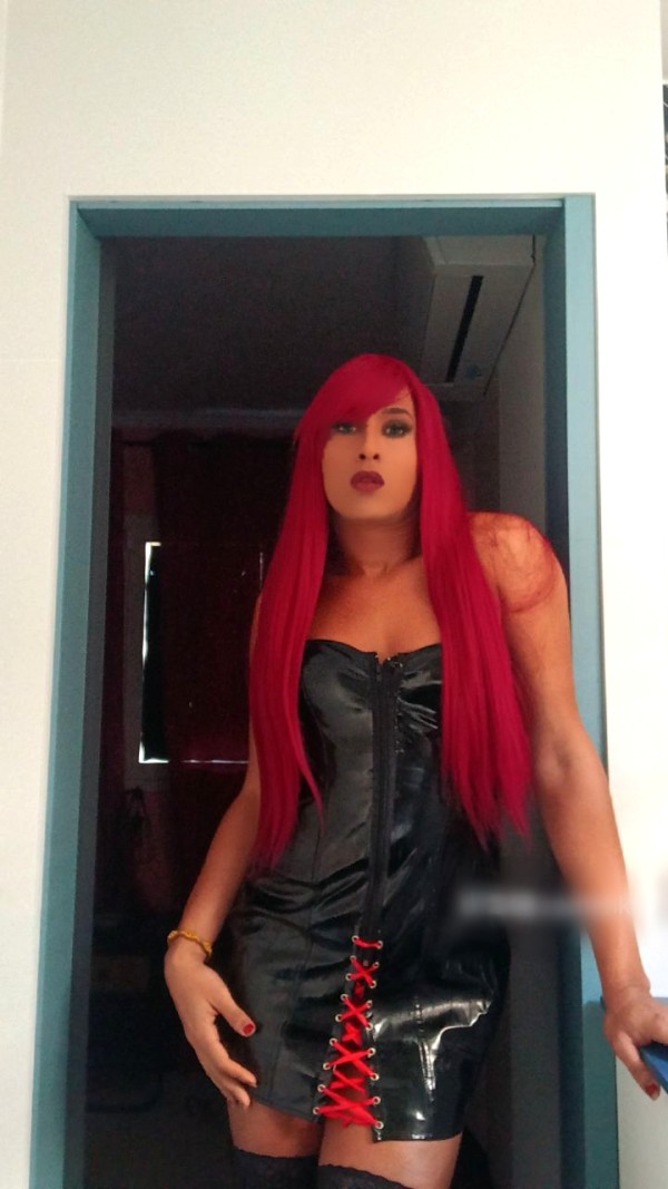 Ardientemente  viciosa y llena de leche