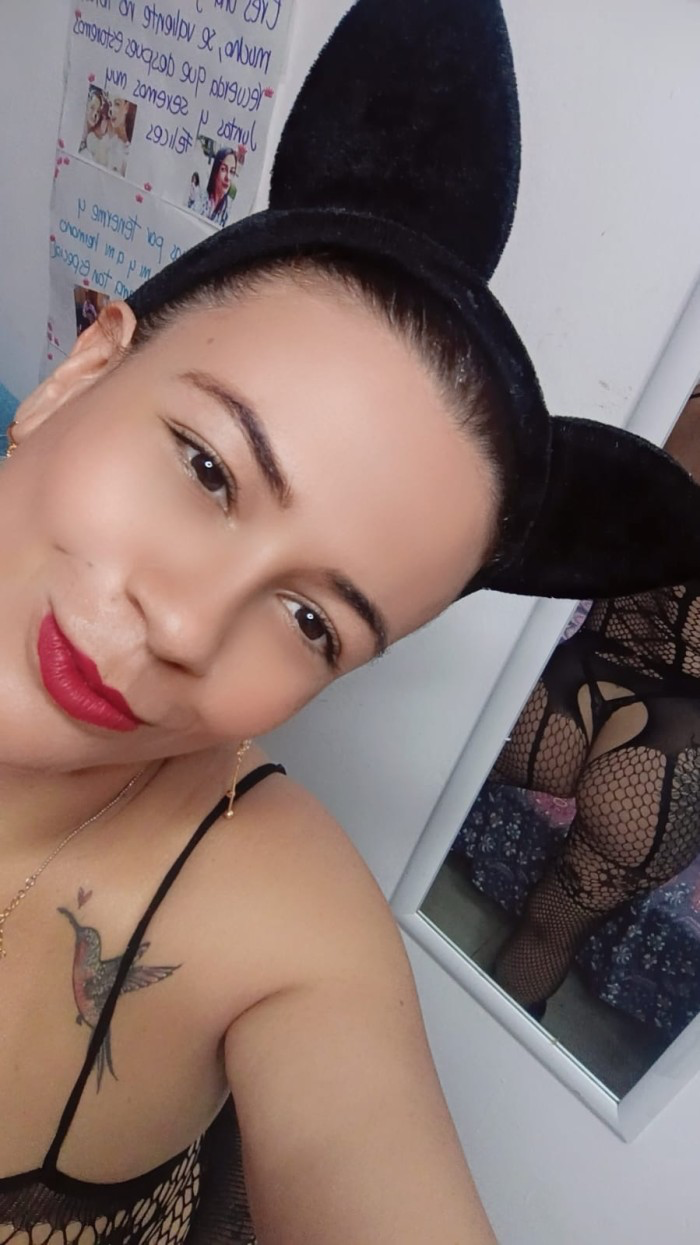 Fogosa colombiana fiestera en La Rapita