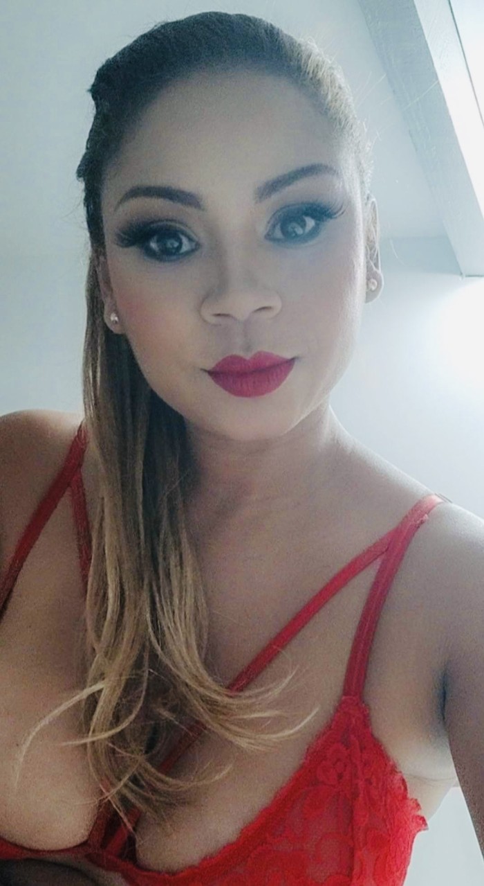 Cristina , rubia con culazo