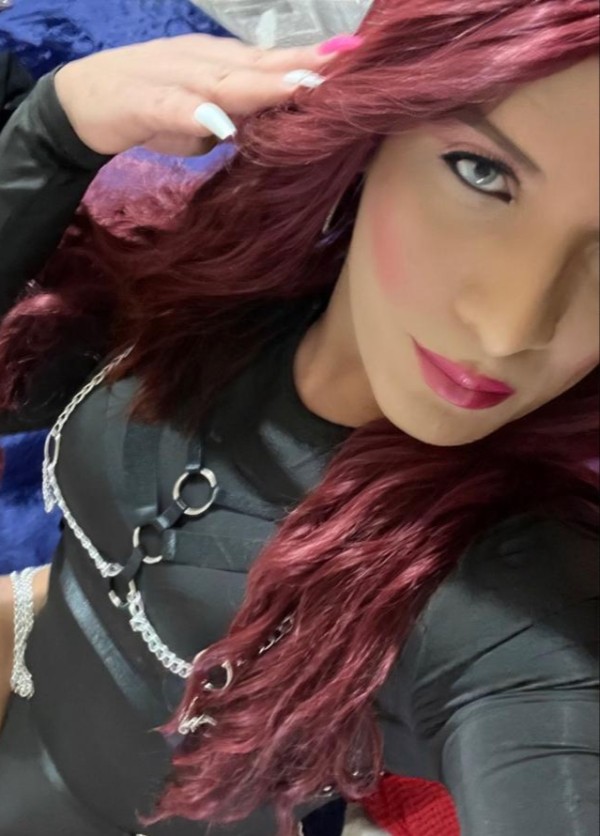 Katalina seductora caliente