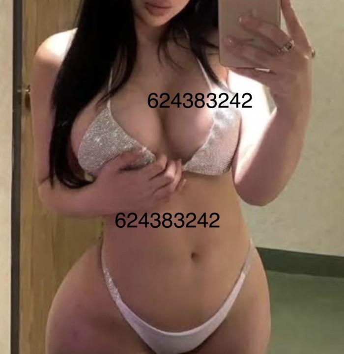 Sumérgete en el mundo del placer más tenebroso