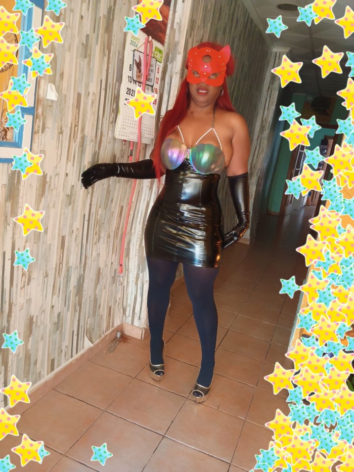 Tú reina complaciente