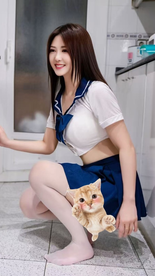 EXTROVERTIDAS ENROLLADAS, MALASAÑA, 692533333