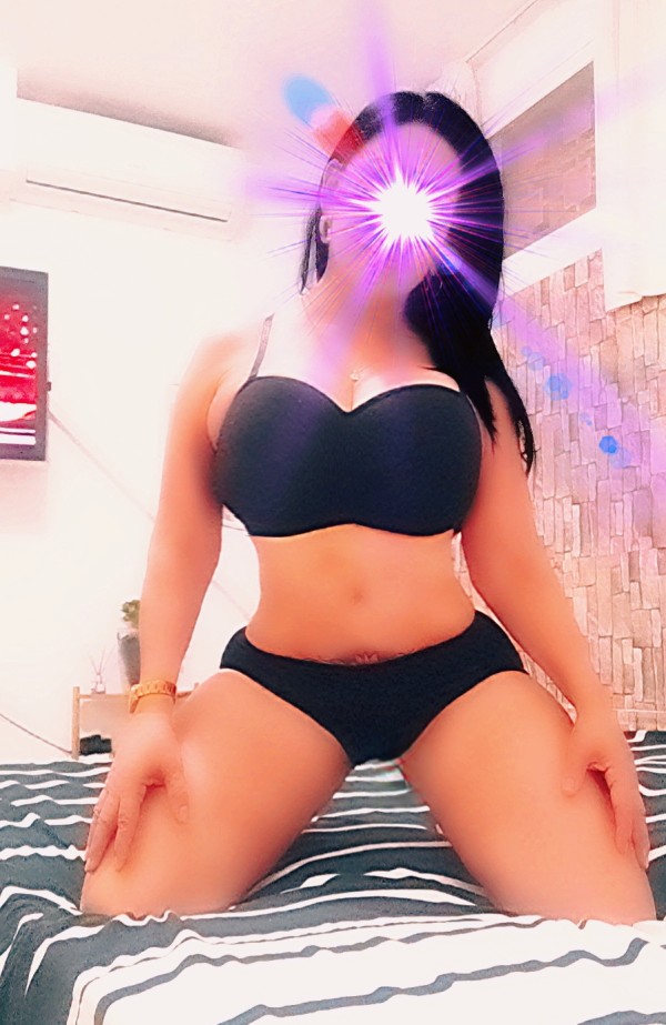 SEXY LATINA EN IRÚN