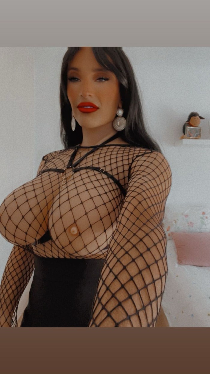 Vendo vídeos caseros muy calientes 2×15€, 3×20€