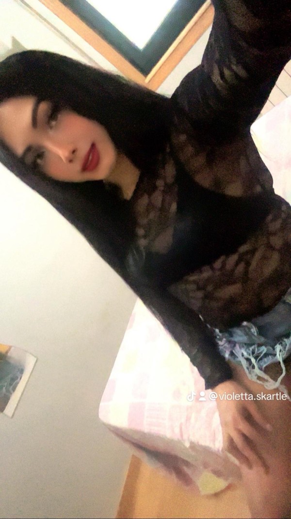 MARIANA TRANS CACHONDA CON BUENA DOTACION