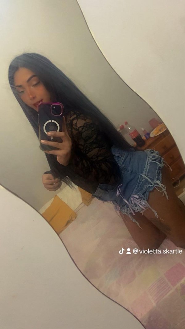 MARIANA TRANS CACHONDA CON BUENA DOTACION